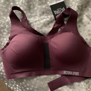 Victoria’s Secret Sport Angel Max sports bra
